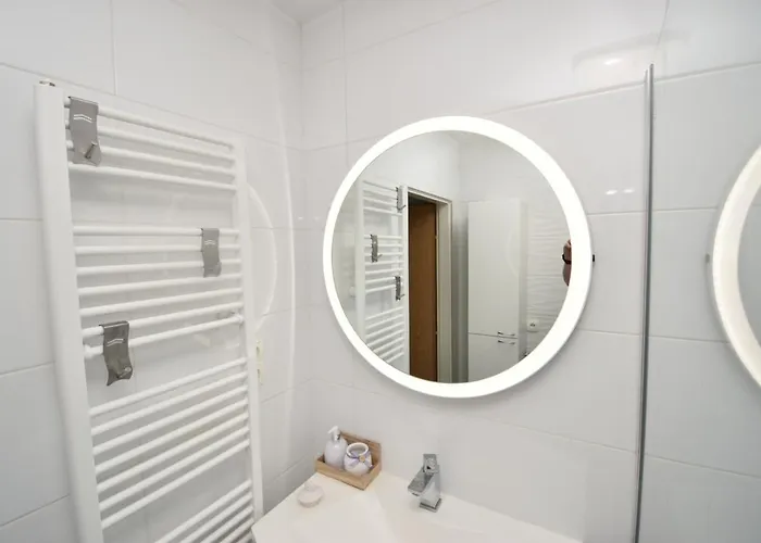 Helena House Апартаменты *