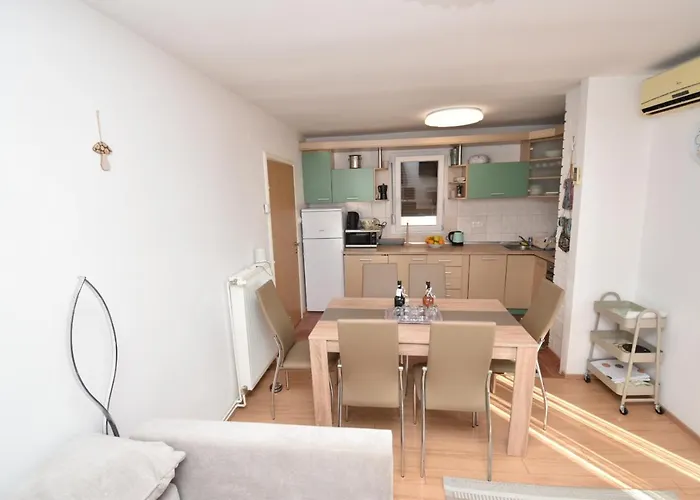 Helena House Lägenhet Bibinje